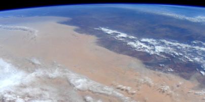 Астронавтка с МКС показала, как выглядят сокрушительные пожары в Австралии из космоса