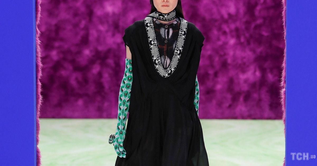 Колекція Prada прет-а-порте сезону осінь-зима 2021-2022 / © East News