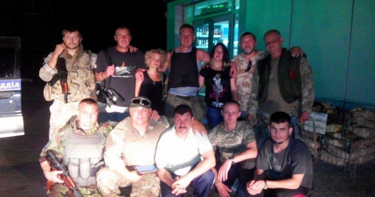 Украинская сторона обменялась с боевиками пленными по схеме "6 на 6".