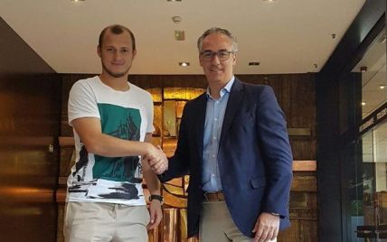 Испанский клуб официально объявил о подписании украинца Зозули