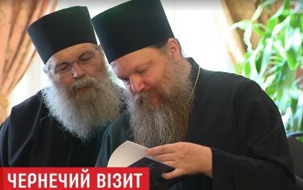 Афонские монахи в Киеве посоветовали молиться за прекращение войны в Украине