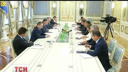 Петр Порошенко призвал мировое сообщество не признавать парламентские выборы в России