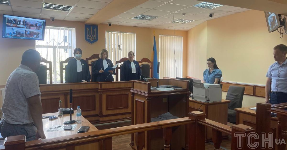 Заседание суда по делам мародеров по моргу