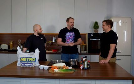 На кулинарном шоу от Maincast комментаторы назвали лучшие турниры по Dota 2 в плане еды