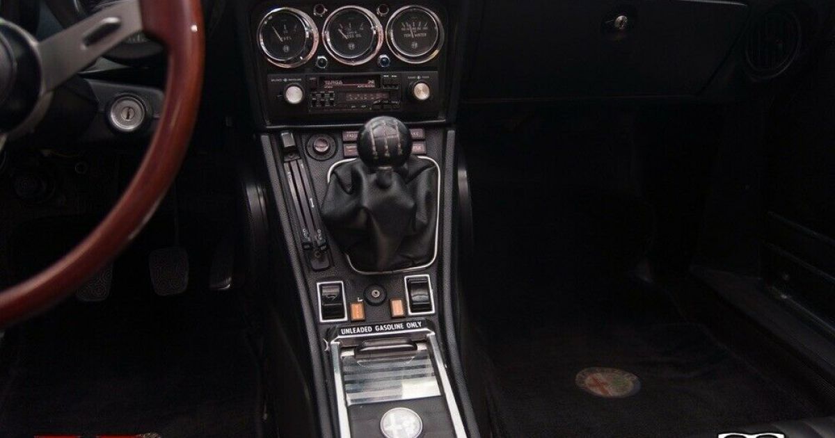 Alfa Romeo Spider Veloce Series II 1976 года_5 / © ebay