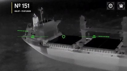 «Мадяр» показав відео, як ЗСУ вибили 159 суден «тіньового флоту» РФ