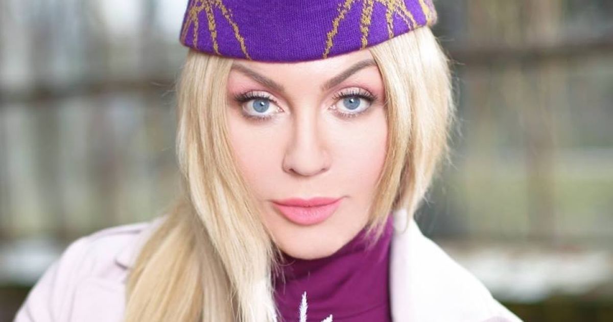 Как экс-мужья Ирину Билык поздравляли: Коляденко подарил икру, Никитин вспомнил котлеты артистки