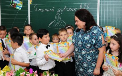 Минобразования требует от учебных заведений пользоваться в работе и общении украинским языком