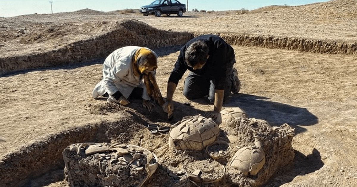В Иране нашли роскошное захоронение девушки, умершей 3000 лет назад
