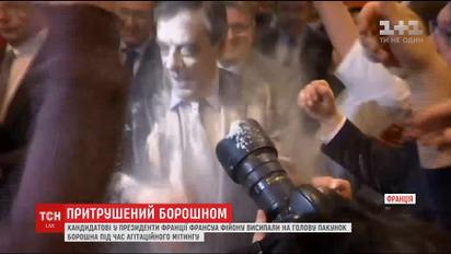 Кандидата в президенты Франции обсыпали мукой во время предвыборного митинга
