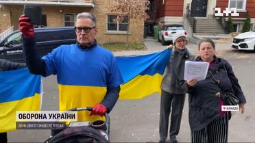 Троль вищого рівня: щодня канадієць влаштовує гучні протести під російською амбасадою через війну