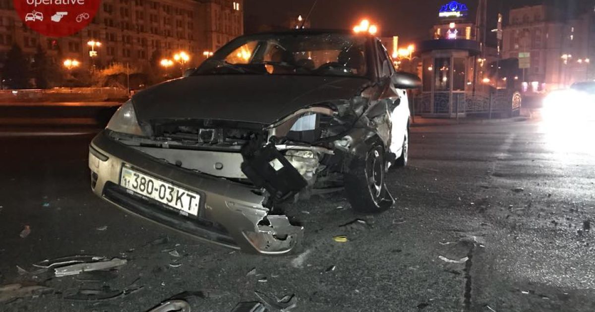 ДТП з перекиданням в самому центрі Києва_1 / © Київ Оперативний