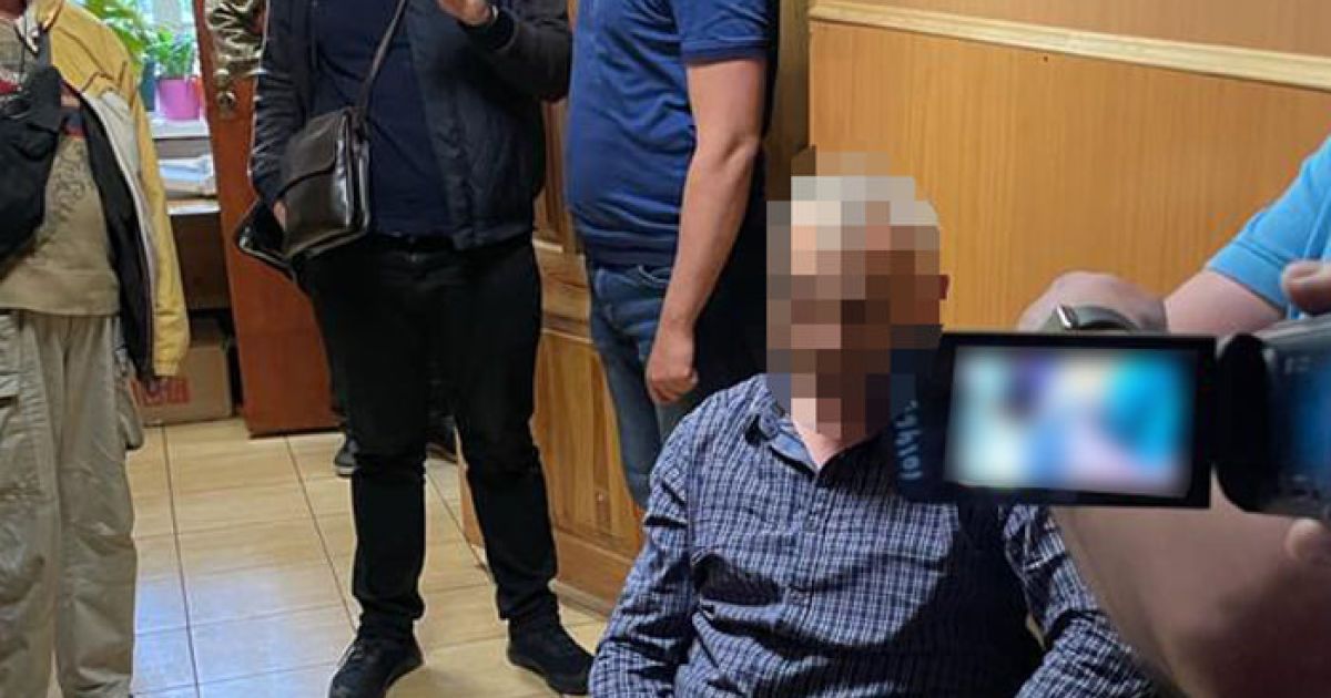 У Києві двоє міських чиновників вимагали хабарі за облаштування парку