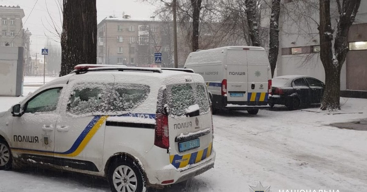 В Каменском группа мужчин напала на бойцов "Айдара"