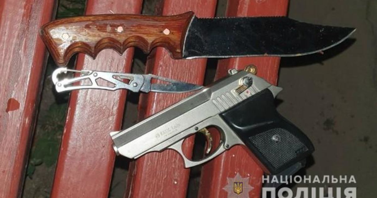 В Харькове мужчина на инвалидной коляске хотел совершить самоубийство и стрелял в патрульных