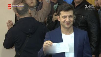 Штраф та церковна служба: як голосували кандидати в президенти