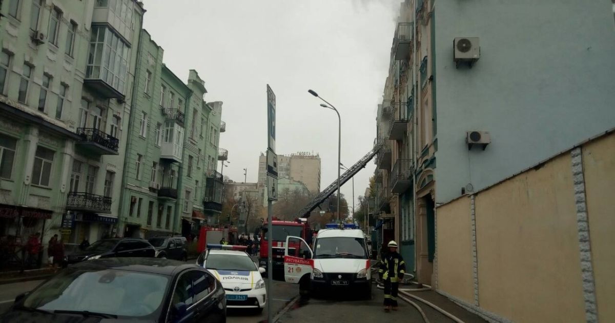 пожежа на Жилянській/володимирській_2 / © Управління ДСНС Києва