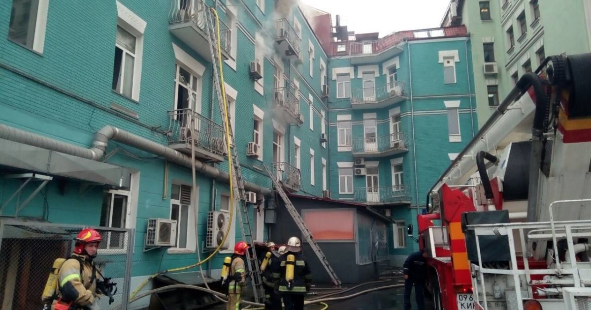 пожежа на Жилянській/володимирській_4 / © Управління ДСНС Києва