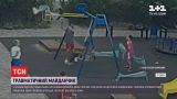В Одессе подросток попал в реанимацию после игры на детской площадке