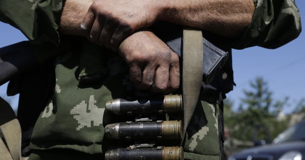"Аншлаг, збирають усіх": Росія активно вербує найманців для відправлення в ОРДЛО — Reuters