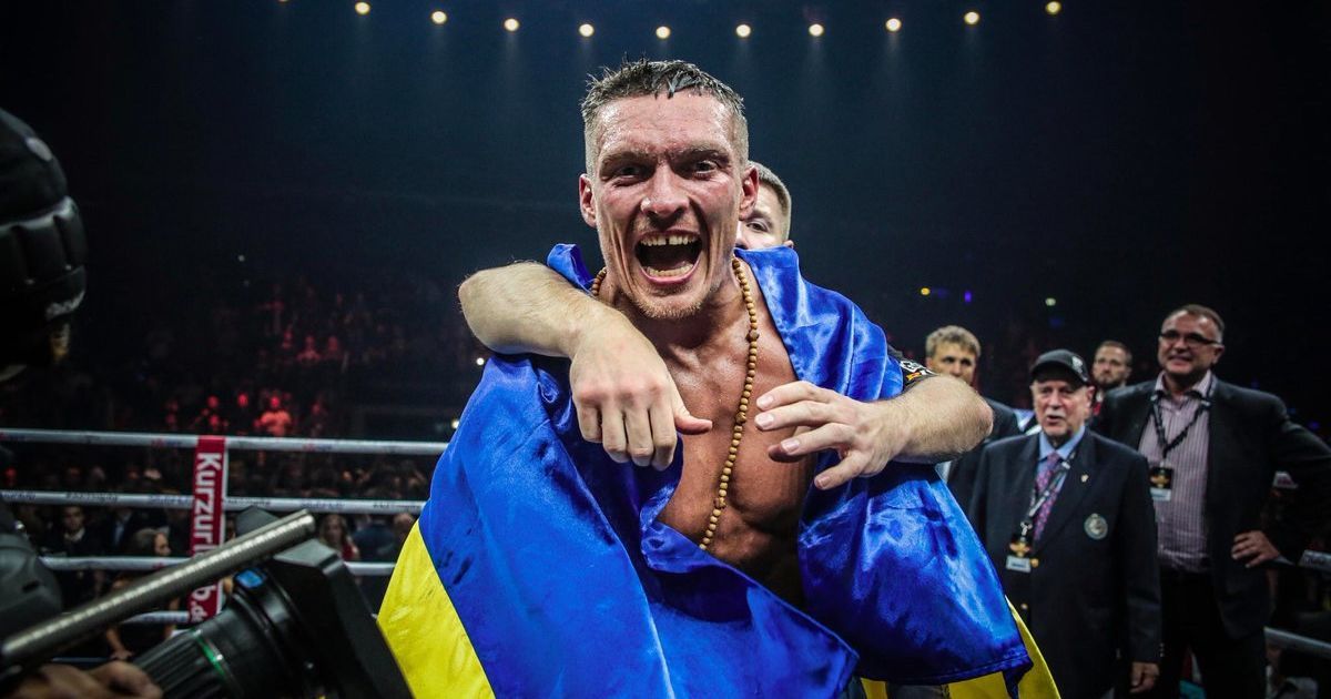 "Не дамо свій край нікому, краще згинемо в бою". Усик вышел в ринг против Бриедиса под патриотическую песню