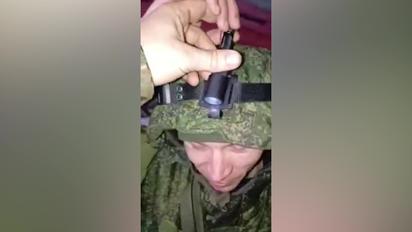 Для бою в нічних умовах: Генштаб РФ закупив окупантам дешевих ліхтариків з AliExpress