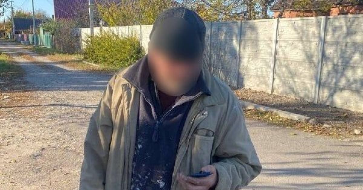 У Миронівці під Києвом чоловік з муляжами гранат винайшов новий спосіб залицяння / © Полиция Киевской области