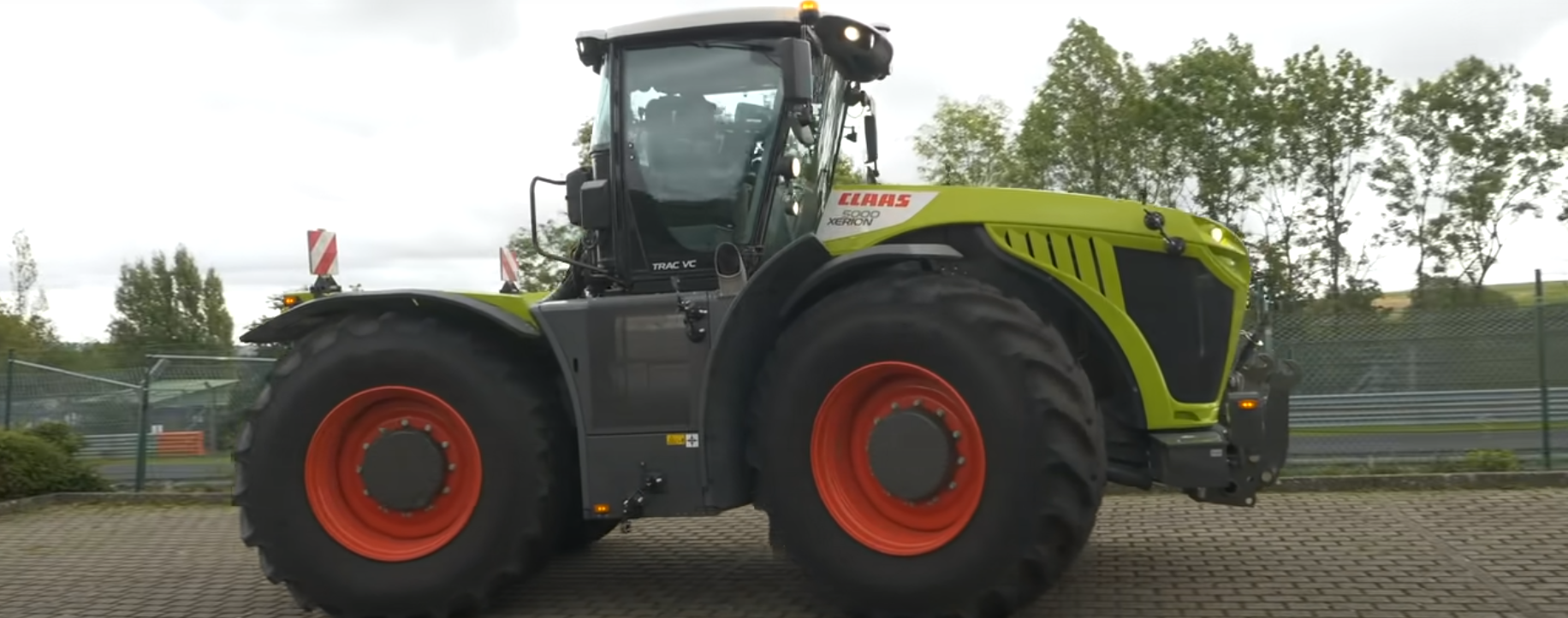 Claas Xerion 5000 VC стал самым быстрым трактором Нюрбургринга видео —  Новости