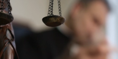 Суддя відмовляється платити законні аліменти дружині