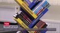 Українська книга – зброя: Вітчизняні видавці передали понад мільйон книжок у 25 країн світу