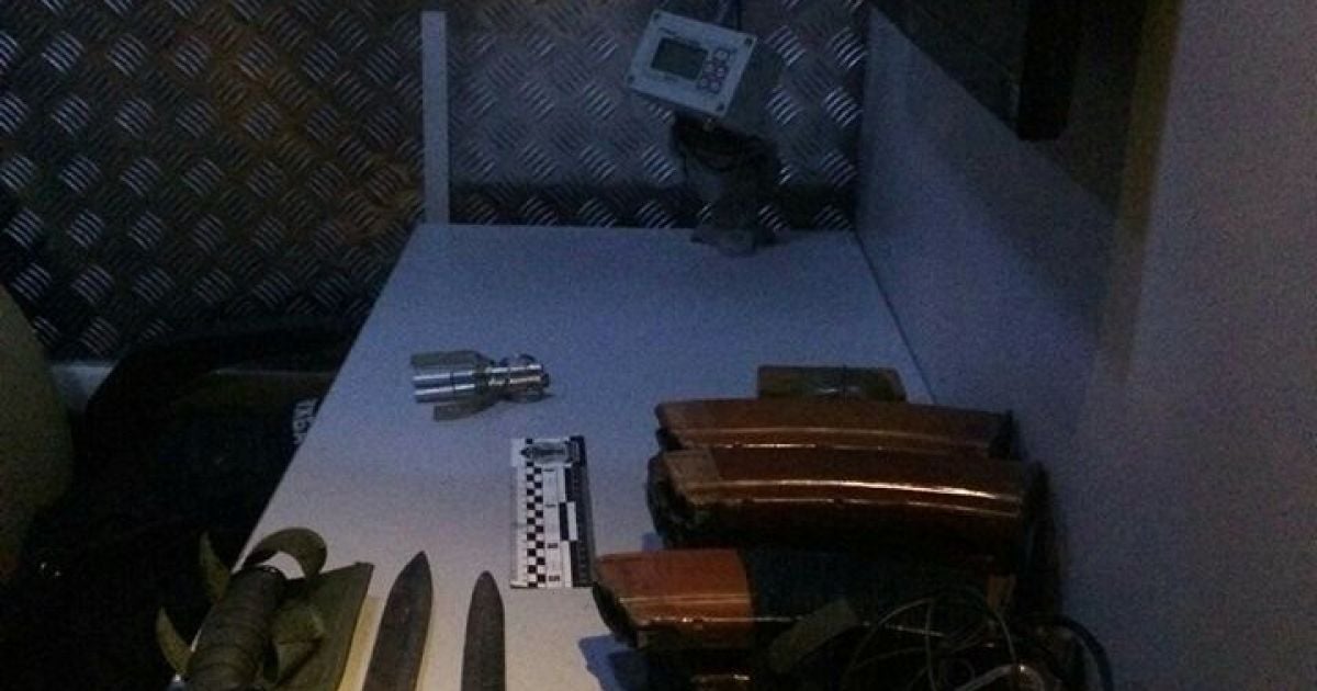 Львівські патрульні затримали чоловіка з боєприпасами пропозицією "підвезти"