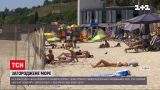 В Одессе пробраться на заминированные пляжи людей не удерживают даже заборы