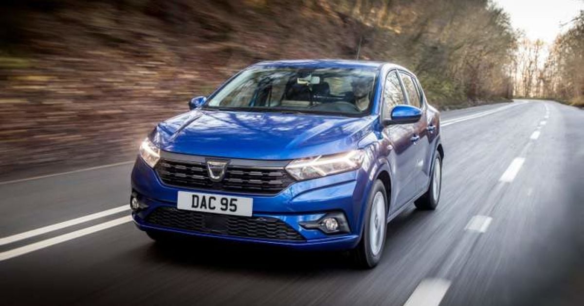 Бюджетний Dacia Sandero надійшов у продаж: названо його вартість