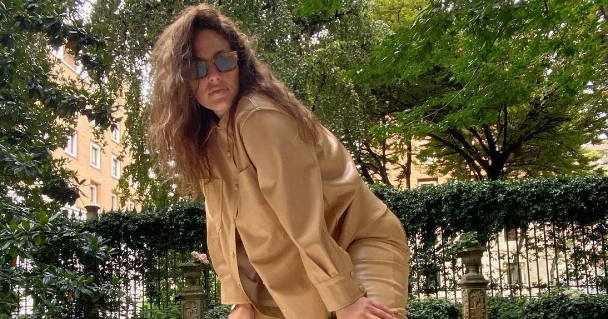 Пишнотіла Ешлі Грем у ліфчику та трусиках захопила фанів