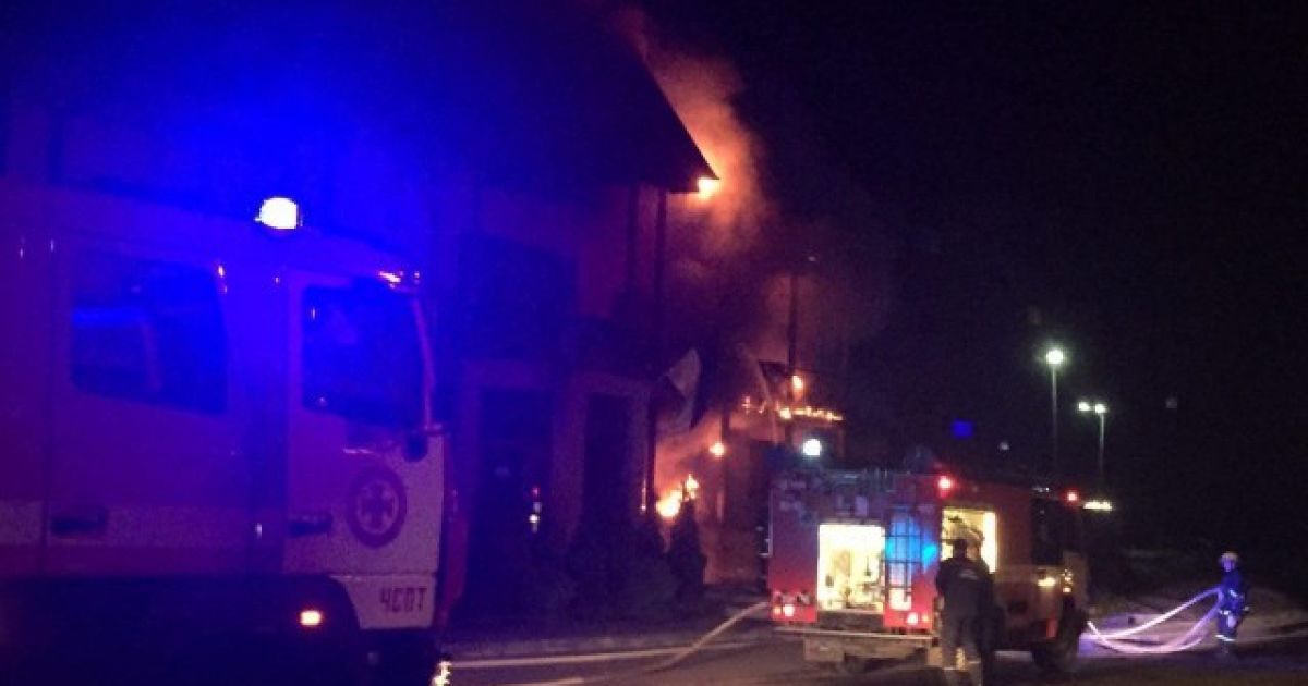 У Луцьку вночі спалахнула пожежа у ресторані, є потерпілі_4 / © Волинські новини