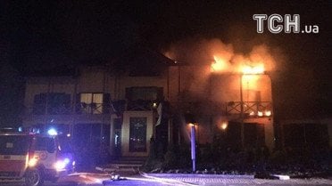 У Луцьку вночі спалахнула пожежа у ресторані, є потерпілі_2 / © Волинські новини