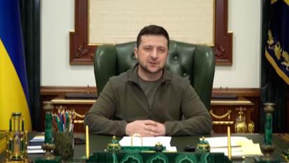"Я залишаюсь у Києві", - Зеленський записав вечірнє звернення до українців