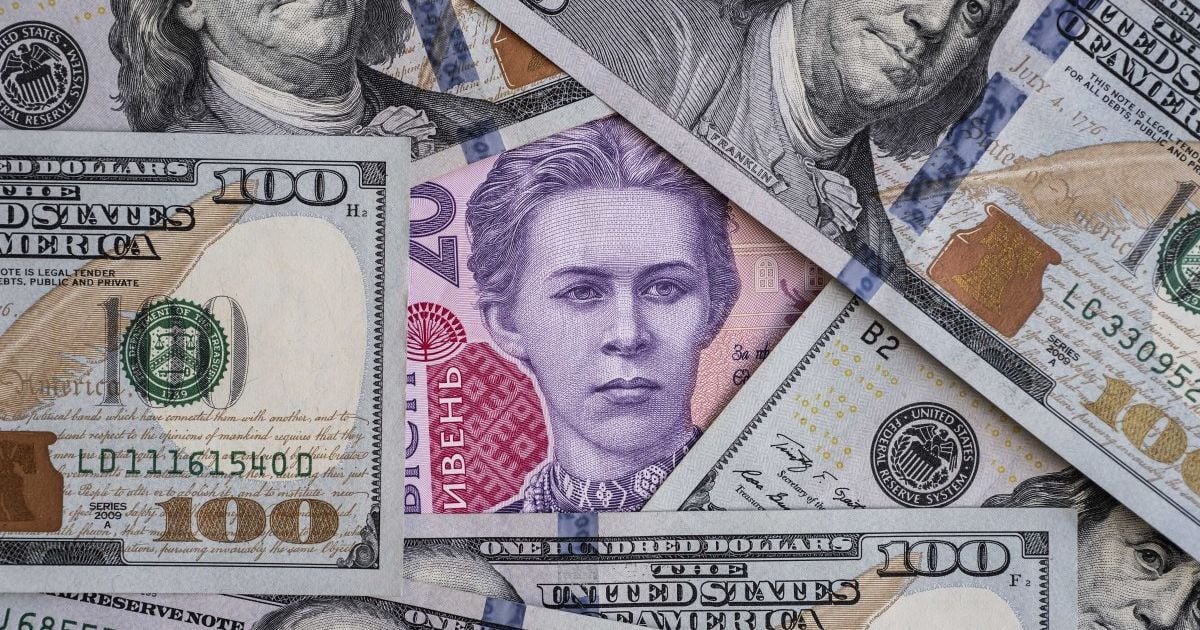 Долар і євро продовжують здорожчання: курси валют Нацбанку та в обмінниках 22 липня