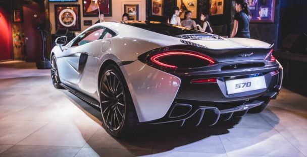 McLaren 570GT