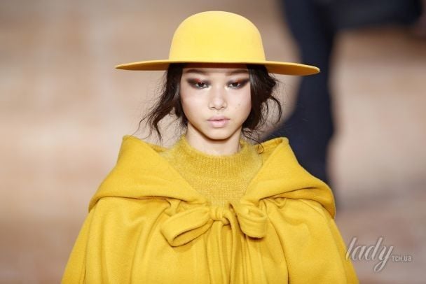 Коллекция Alberta Ferretti прет-а-порте сезона осень-зима 2017-2018 / © East News
