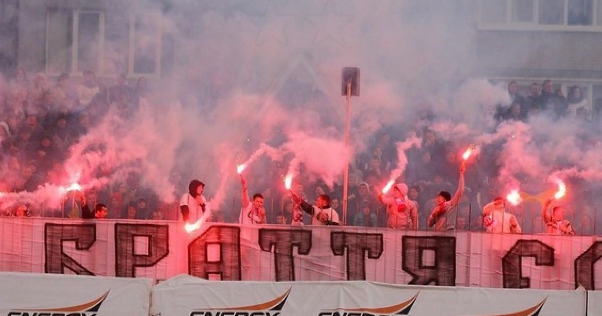 Смотрите футбол на ТСН Проспорт.