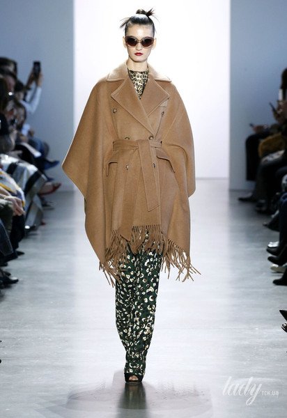 Колекція Badgley Mischka прет-а-порте сезону осінь-зима 2020-2021 / © East News