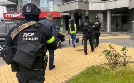 Не минуло й року: поліція повідомила про підозру чоловікам, які влаштували стрілянину в ресторані Києва