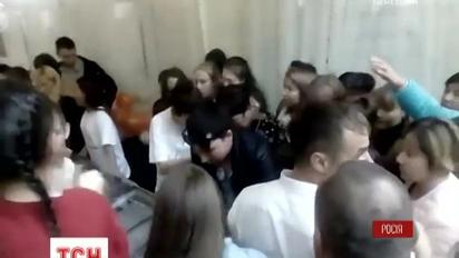 У Башкирії люди влаштували бійку через безкоштовне морозиво