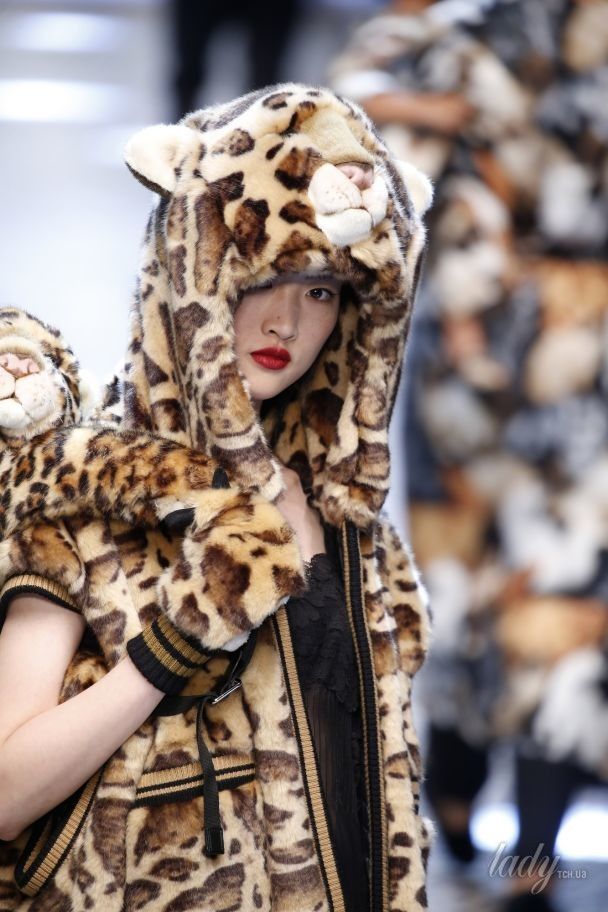 Коллекция Dolce&Gabbana прет-а-порте сезона осень-зима 2017-2018 / © East News