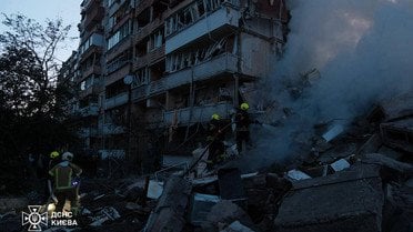 Наслідки атаки на Київ_4 / © ДСНС