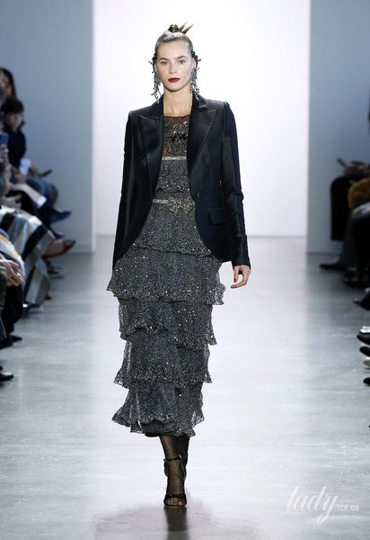 Колекція Badgley Mischka прет-а-порте сезону осінь-зима 2020-2021 / © East News