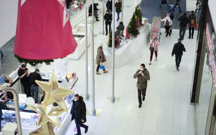В Одессе продавец отказалась обслуживать, а охрана выгнала девушку с ДЦП: что известно об инциденте