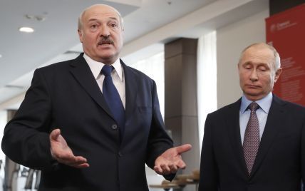 Лукашенко заявив, що Білорусь готова вакцинувати російським SputnikV українців