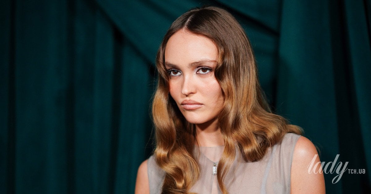 Лілі-Роуз Депп